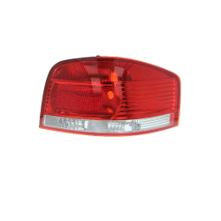 Zadní světlo pravé AUDI A3 (8P), 05.03-04.08 OE 8P0945095