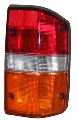Zadní světlo pravé NISSAN PATROL (160/K160/WG160/VG160), 81-90 OE 26550-05J00