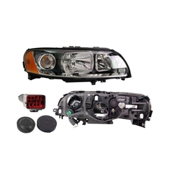 Světlomet pravý VOLVO S60 (RS/P24), 03.04-03.10, VOLVO V70 (P80), 06.04-03.07, VOLVO XC70 (SW), 05.04-09.07 OE 30698826, 30648203